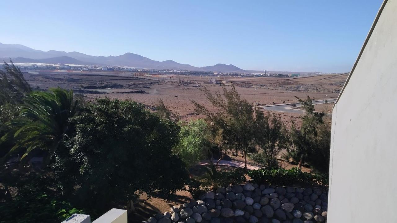 Burero Beach Stay - Quiet El Burrero Bagian luar foto